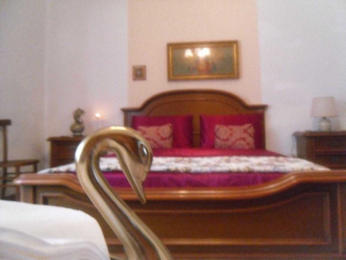 Amabile Guesthouse Milis Exterior photo